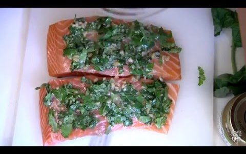 Mayo Clinic Minute: Mediterranean Diet Fast Facts